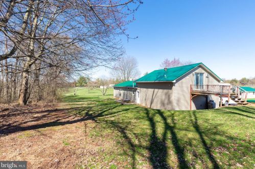 305 Ulricktown Rd, Littlestown PA  17340-9789 exterior