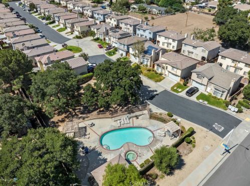 31326 Castaic Oaks Ln, Santa Clarita, CA 91384-2567
