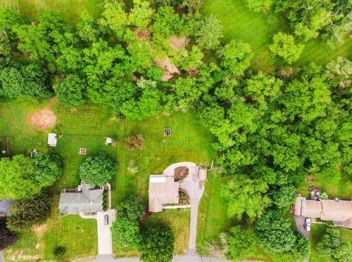 6 Orchard Dr, Flemington NJ  08822-1527 exterior