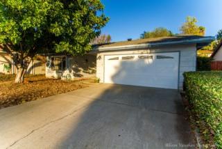 1835 Debra Ln, Vista, CA 92084-3039