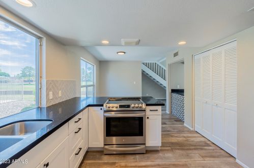17807 45th Ave, Glendale, AZ 85308-1652