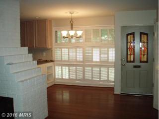 5205 Gilpin Dr, Springfield VA  22151-3736 exterior