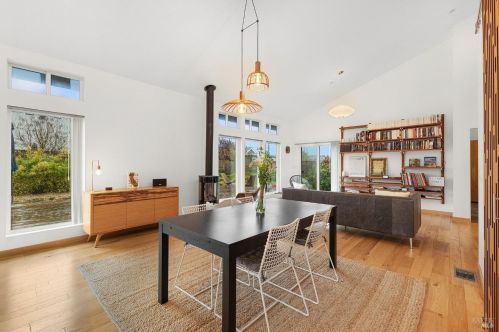 50 Brighton Ct, Santa Rosa, CA 95403-1709