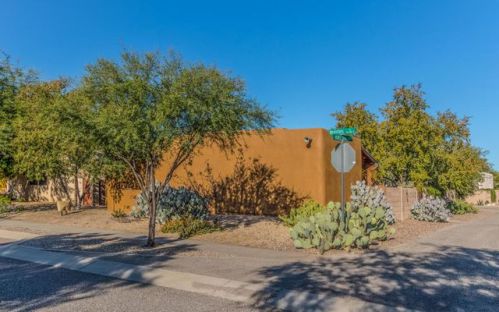 10419 Roylstons Ln, Tucson, AZ 85747-5854