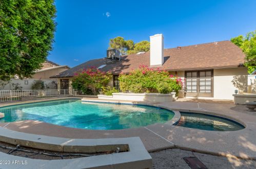 14432 12 St, Phoenix AZ 85022-3137 exterior