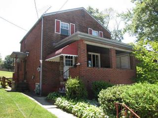 3810 Sarah St, Mckeesport, PA 15132-1533