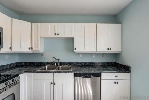 4101 Morrell St, San Diego CA 92109-4641 exterior