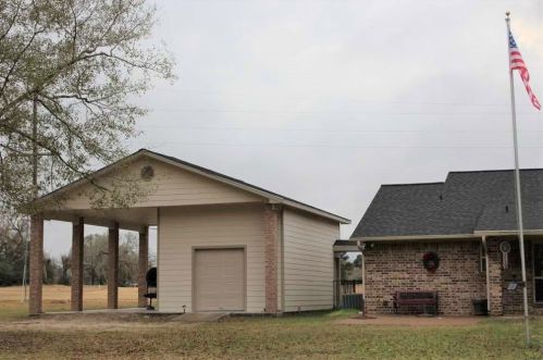 206 Pinnacle, Chita, TX 75862-6971