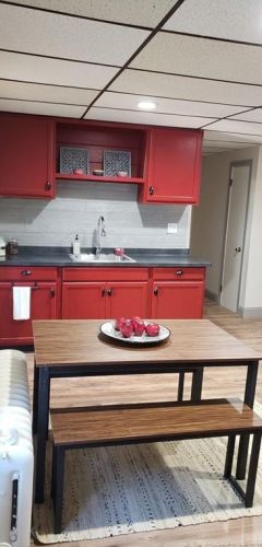 155 Southmayd Rd, Waterbury, CT 06705-2037