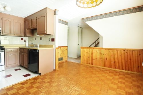 527 Hunting Creek Rd, Canonsburg, PA 15317-2329