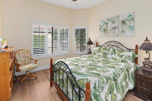 28782 Vista Valley Dr, Vista CA  92084-2223 exterior