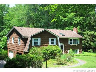 49 Woodhaven Rd, Glastonbury, CT 06033-1840