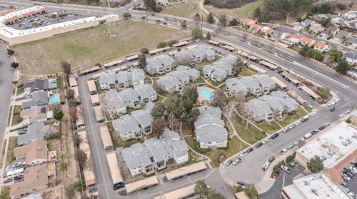 27646 Susan Beth Way, Santa Clarita CA  91350-1782 exterior