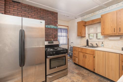 95 Ferndale Blvd, Islip Manor NY  11751-2821 exterior