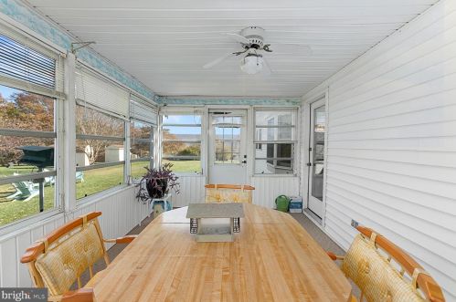 504 Jasper Ct, Woodstock VA  22664-1459 exterior