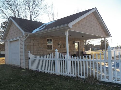 1115 Lehmer St, Latrobe PA  15650-2254 exterior