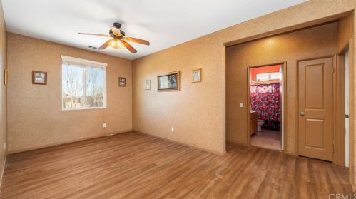 14561 Hummingbird Rd, Victorville CA  92394-7574 exterior