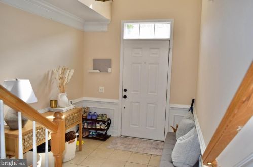 2507 Terra Cotta Cir, Herndon, VA 20171-4697