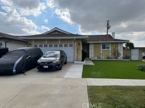 860 Turmont St, Long Beach, CA 90746-3837