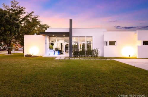 6990 102nd Ave, Miami, FL 33173-1342
