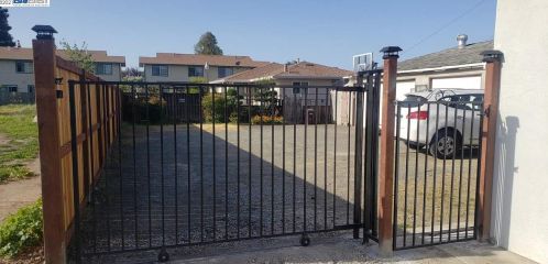 896 Delano St, San Lorenzo CA  94580-1246 exterior