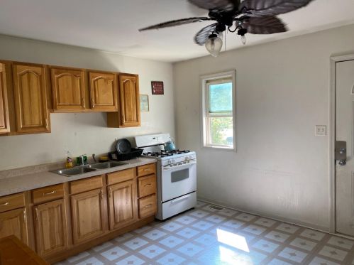 4413 State Line Ave, Hammond IN  46327-1346 exterior