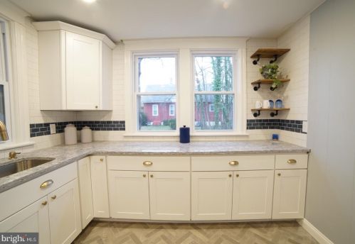 205 Pearl St, Newfield NJ  08344-9517 exterior