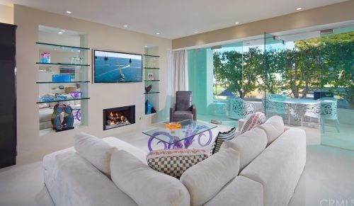 319 Grand Canal, Newport Beach, CA 92662-1331