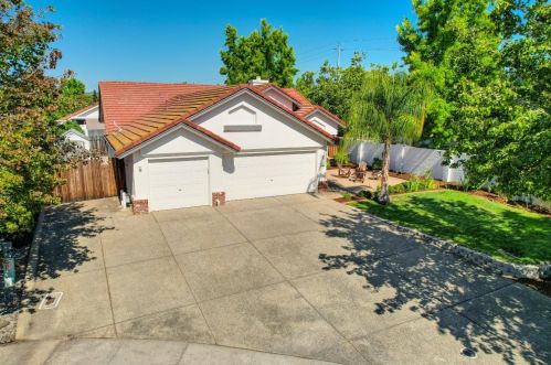 100 Riley Ct, Folsom, CA 95630-8678