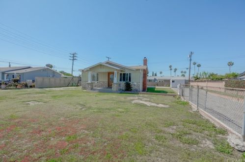 14906 Fairgrove Ave, City Of Industry CA  91744 exterior
