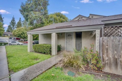 5031 Ducos Pl, San Diego, CA 92124-3024