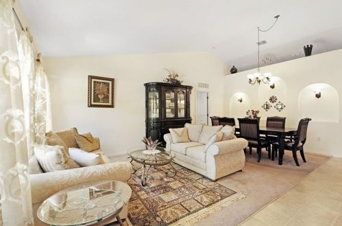 1385 Haverford Ln, Sebastian, FL 32958-5928