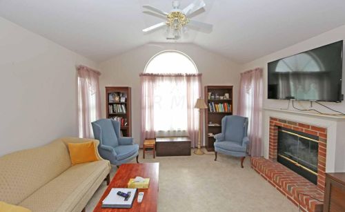 23 Woodberry Dr, Mount Vernon OH  43050-9032 exterior