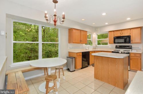 10 Banff Dr, Harrison Township NJ  08062-9533 exterior