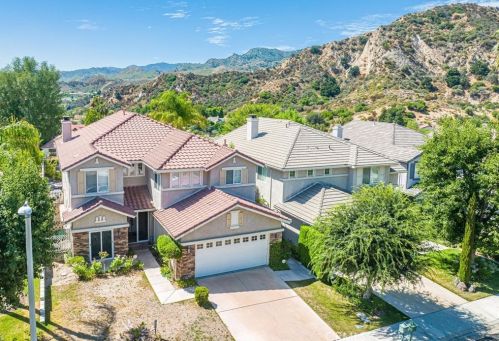 25908 Bryant Pl, Santa Clarita, CA 91381-1581