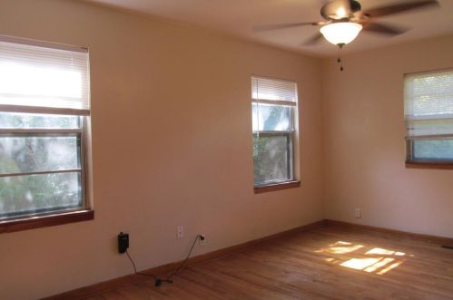 2825 Mckinney St, Denton TX  76209-6423 exterior