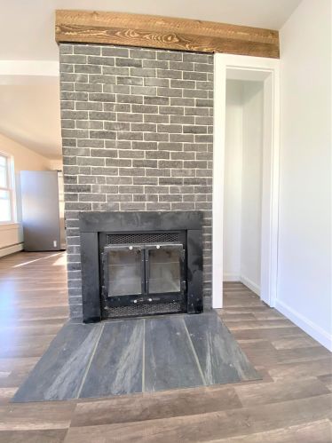 14 Hartford St, Unity NH 03743-3216 exterior