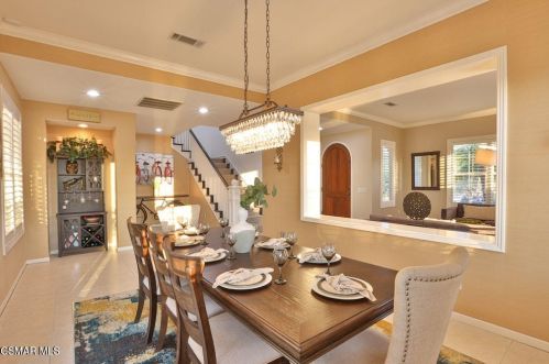 5391 Evening Sky Dr, Simi Valley CA  93063-5744 exterior