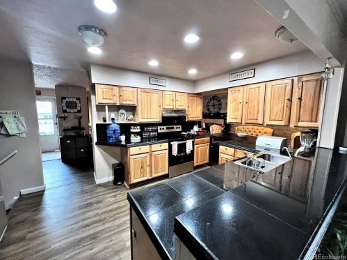 9345 Perry St, Westminster CO 80031-6442 exterior