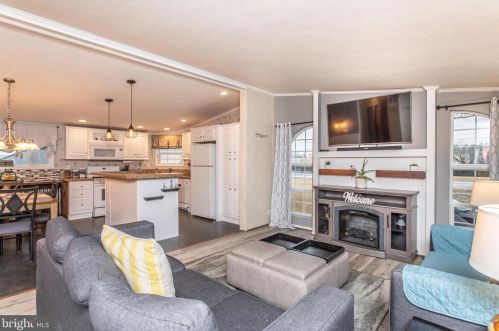 2 Kyle Cir, Millsboro, DE 19966-1318