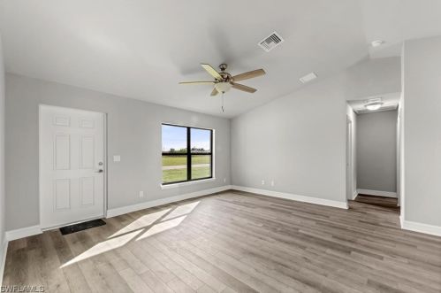1137 1st Pl, Cape Coral, FL 33993-1115