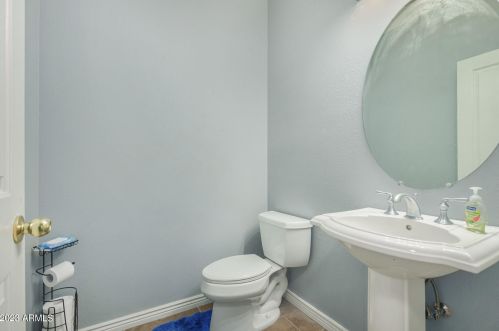 15946 Port Royale Ln, Sun City AZ  85379-5151 exterior