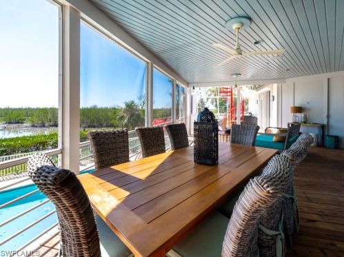 5721 Sanibel Captiva Rd, Sanibel FL  33957-2309 exterior