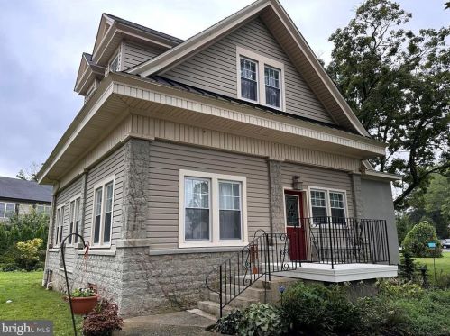 690 Tilghman St, Coopersburg, PA 18036-2424