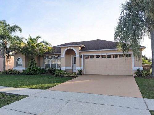 551 Oak Branch Cir, Kissimmee, FL 34758-3622