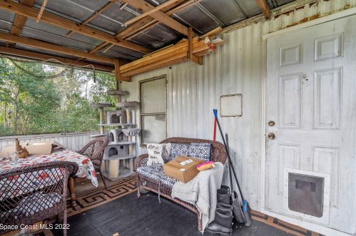 2595 Parrish Rd, Titusville FL  32796-7810 exterior