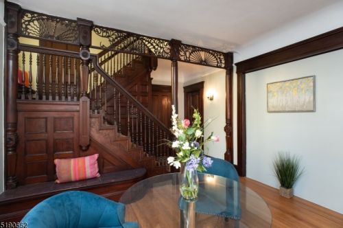 31 Cloverhill Pl, Montclair NJ  07042-4818 exterior