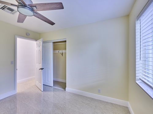 2624 6th St, Boynton Beach FL  33435-7510 exterior