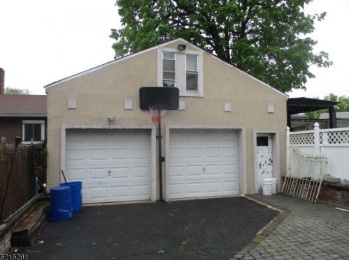 602 3rd St, Newark NJ  07107-2623 exterior