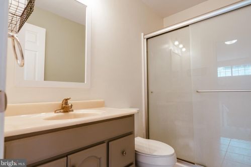 9 Heatherfield Way, Dover DE  19904-9752 exterior